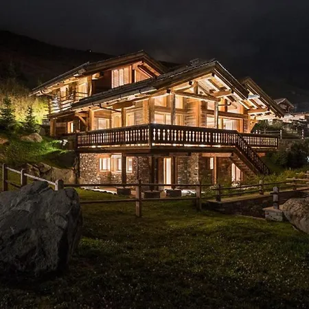 Chalet Luxurious Chalet For Your Swiss Alps Ski Vacation, Bagnes
